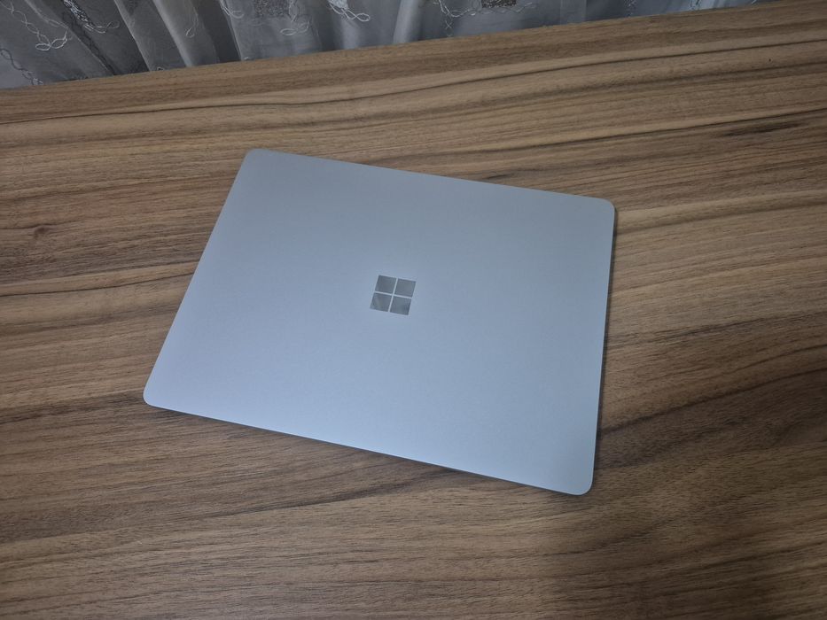 Microsoft Surface Laptop 1st Edition