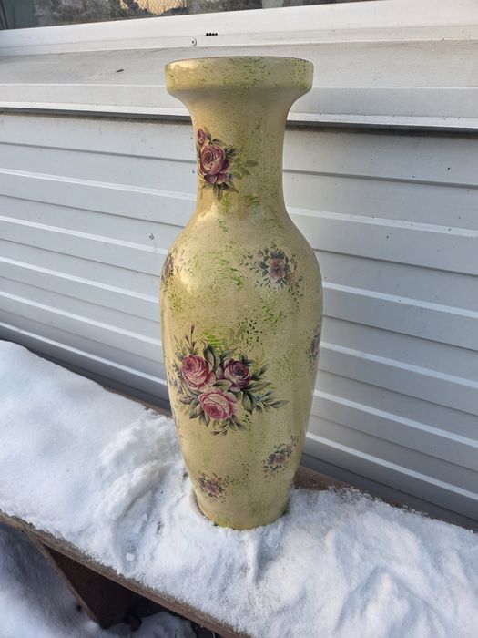 Вазы      большие