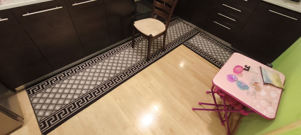 Мокетени килими 240 х 310см