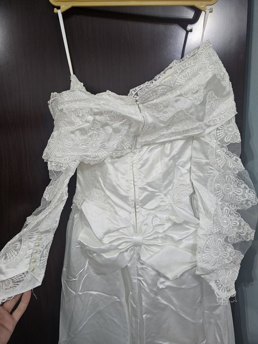 Rochie de mireasa Vintage din Satin