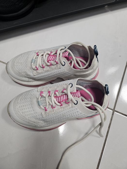 Зара маратонки 32 номер