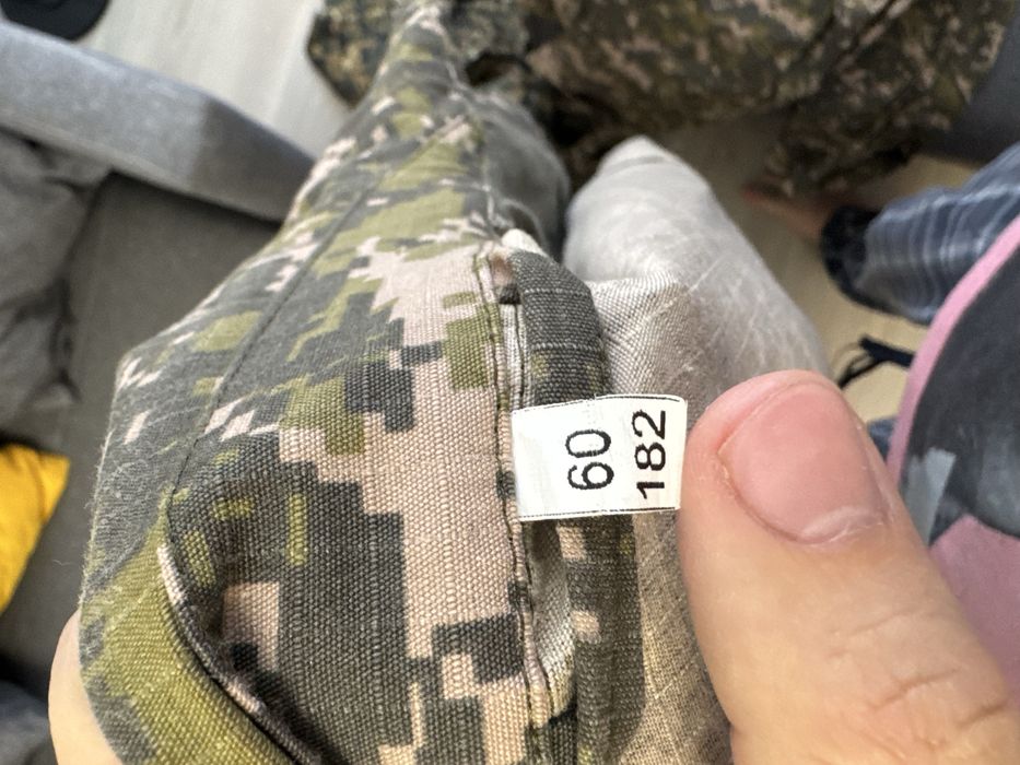 Продам 2 комплекта камуфляжа