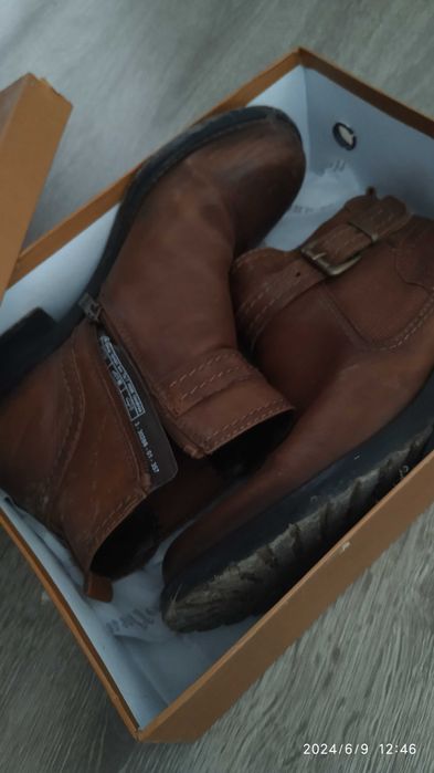 Модные кожаные сапожки