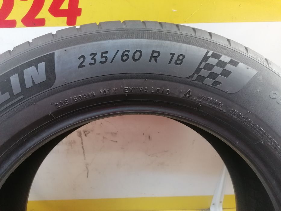 235/60/18. 4*Michelin vara 107v dot 0821   5,,02mm