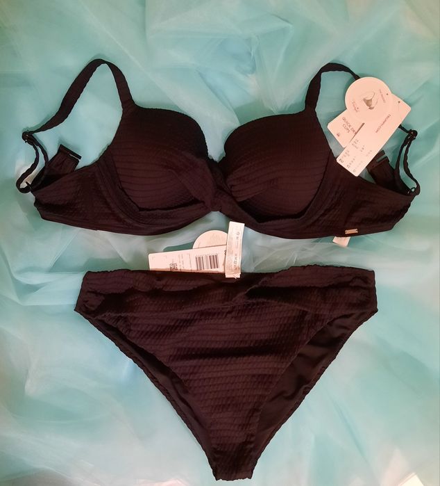 Нов бански TRIUMPH