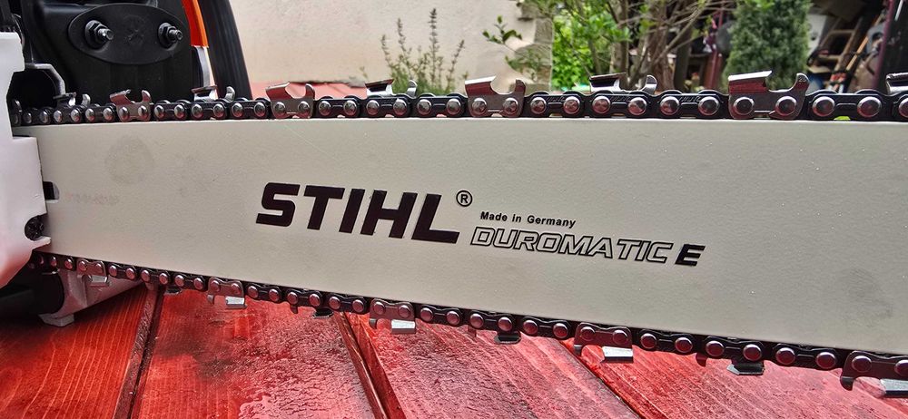 STIHL MS 250 бензинова резачка нова