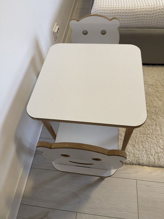Set masa+ 2 scaune pentru copii