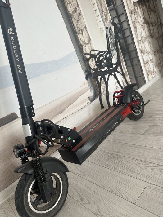 Продам электросамокат