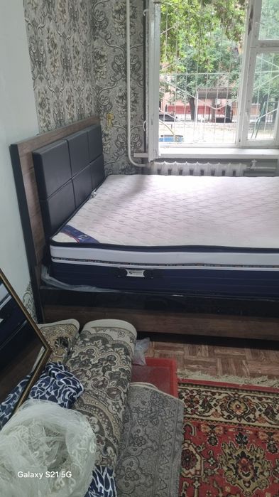 Срочно продам спальный гарнитур