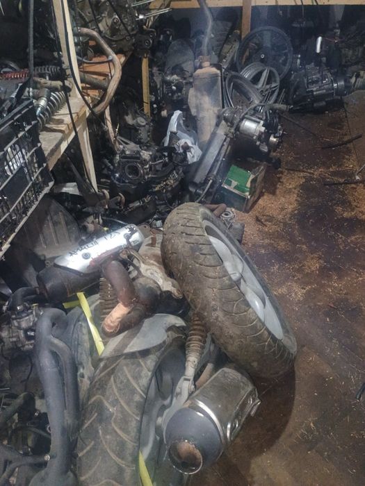 Vând piese pt scutere ATV moto imp italia