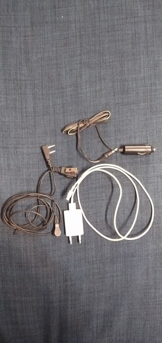 Продам шнуры и зарядки(адаптеры)