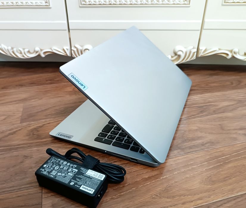 Notebook LENOVO 2024 Windows 10 Pro SSD m.2