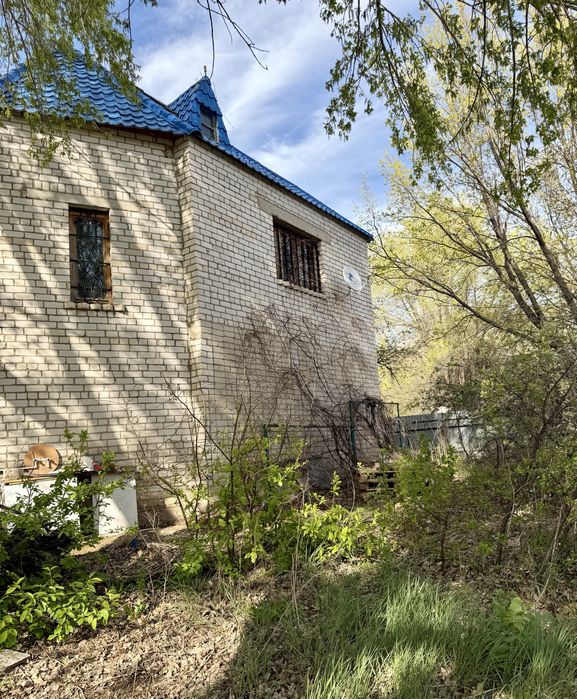 Продам дом на дачном участке