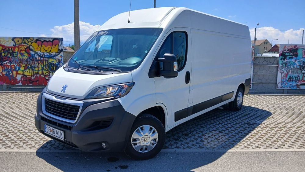 Vând Peugeot Boxer an 2020 intreținut