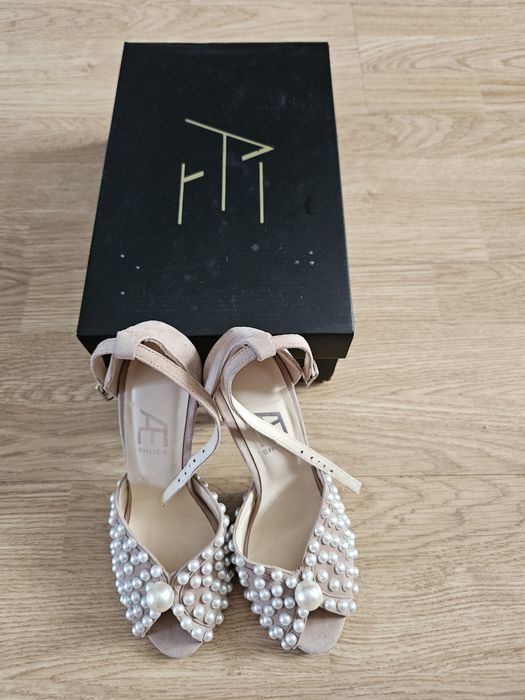 AE Shoes, marimea 36