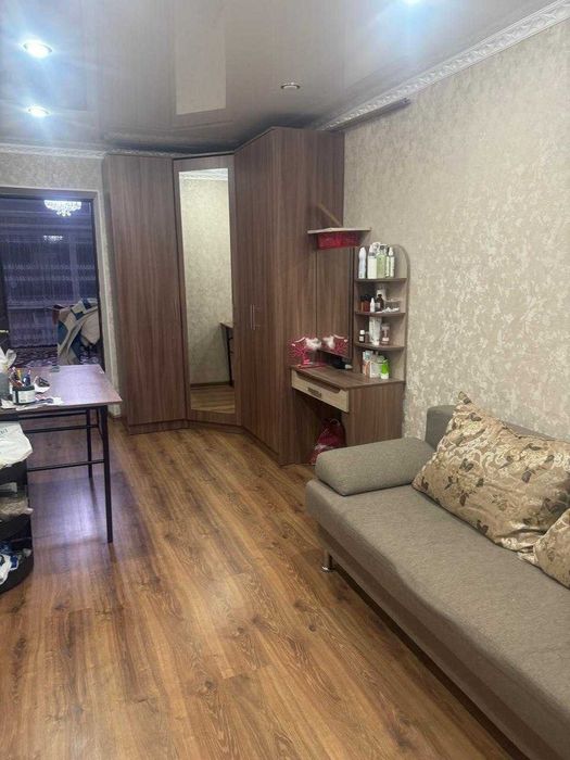 Срочно продам 2-комнатную квартиру