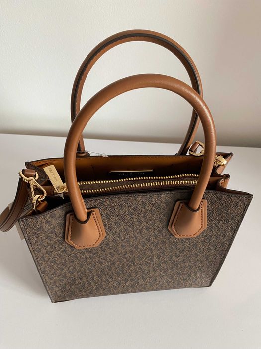 Оригинална Чанта MICHAEL KORS от кожа/брандирано платно с лого