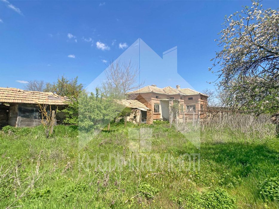 Продава се Къща в с. Изворник, Област Варна - 72 кв.м за 125 €/кв.м - Снимка #12