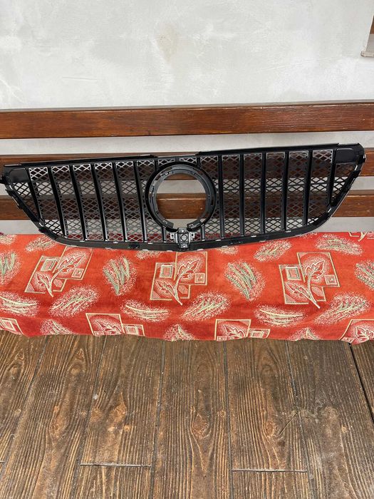 Vand grilă Vito W447