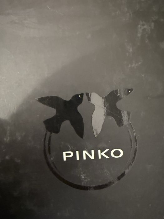 Оригинални кецове на Pinko