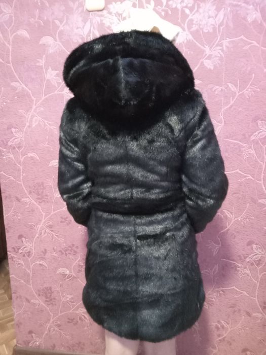 Продам  шубу   .