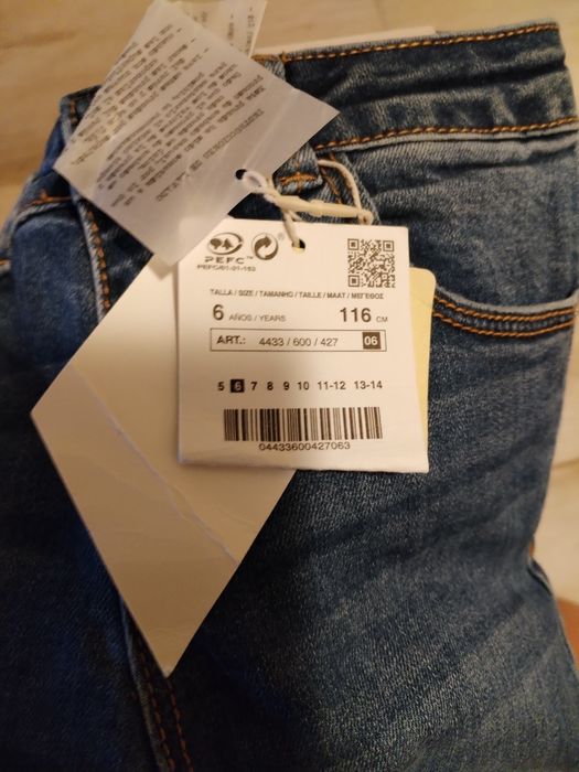 Чисто нови детски дънки Зара