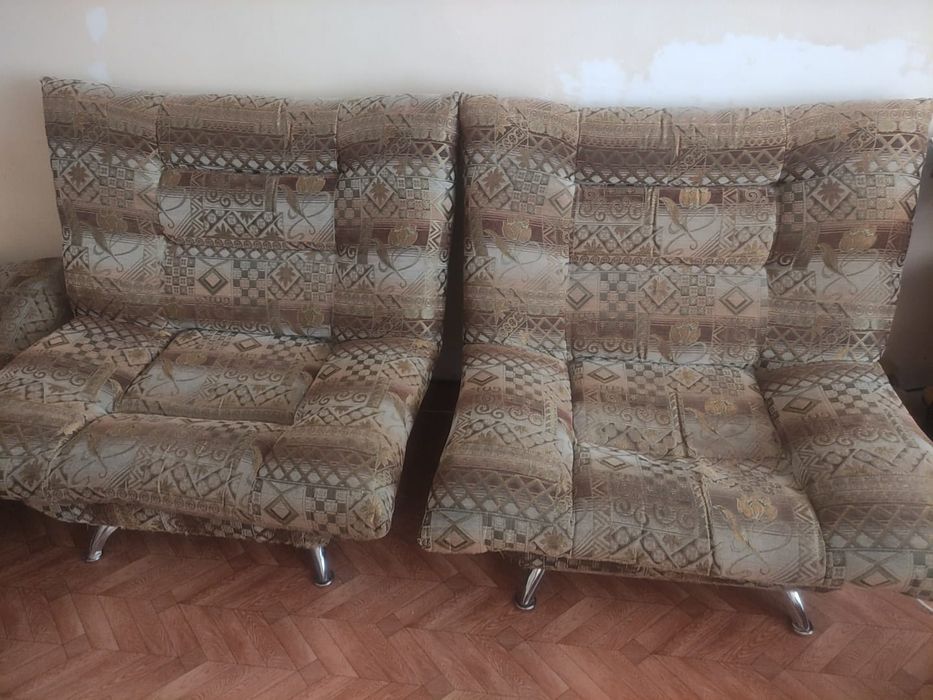 Мягкий уголок диван и 2 кресла