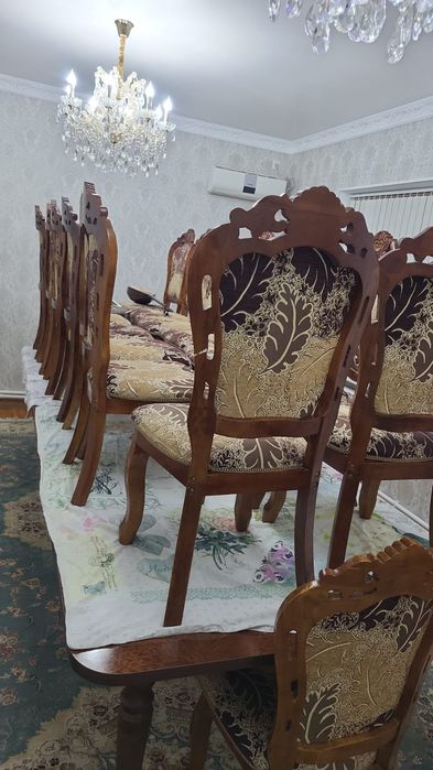 Стол, стуля.Мебель для зала