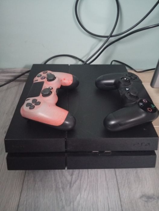 Schimb ps4 modat cu placa video/iphone (+diferenta)