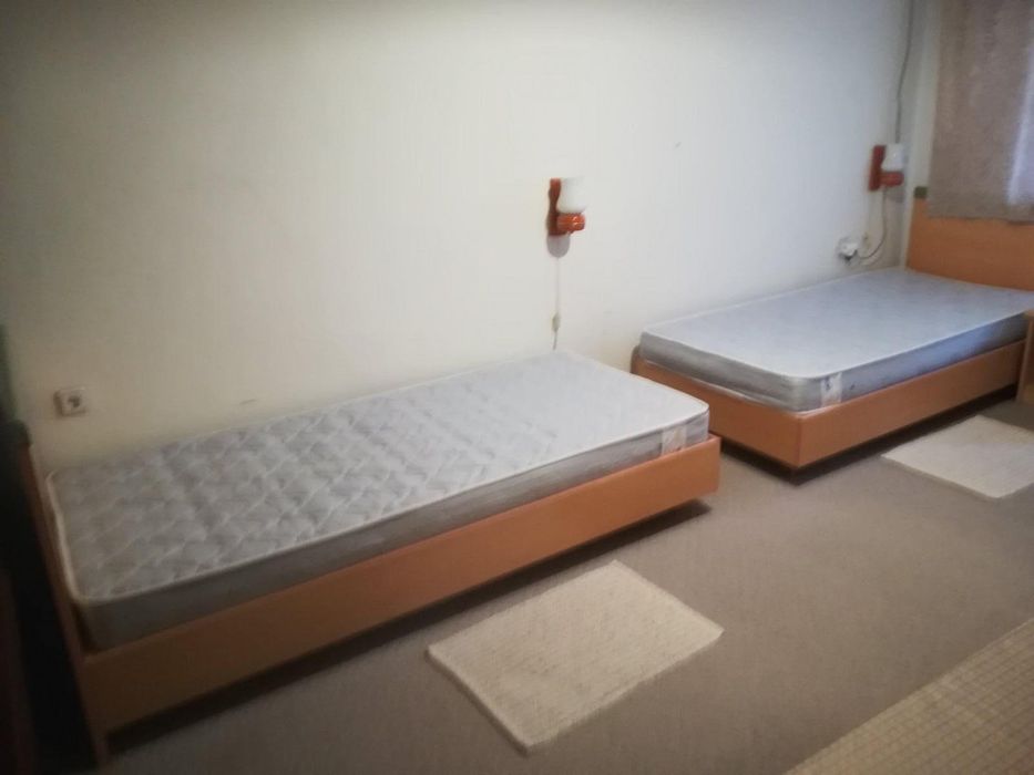 Дава се под наем Къща в Бургас, Ветрен - 100 кв.м за 765 € - Снимка #1