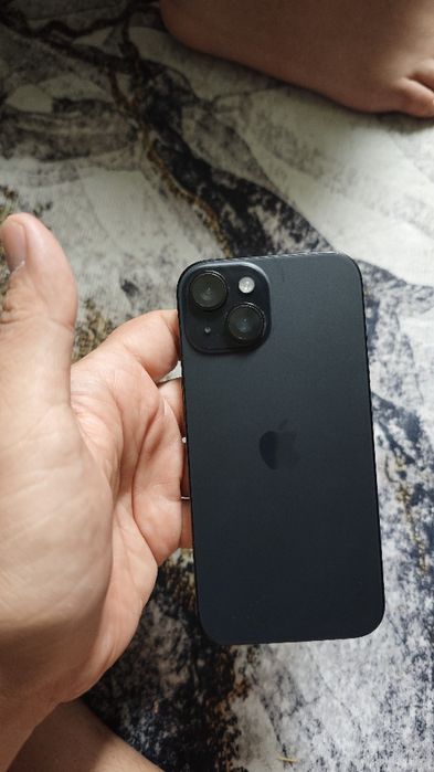 Продам iphone 15 в отличном состоянии