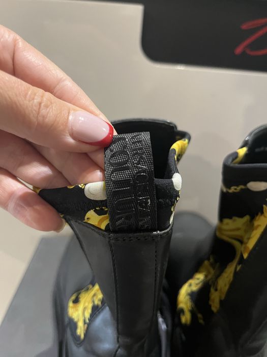 Боти Versace Jeans номер 39