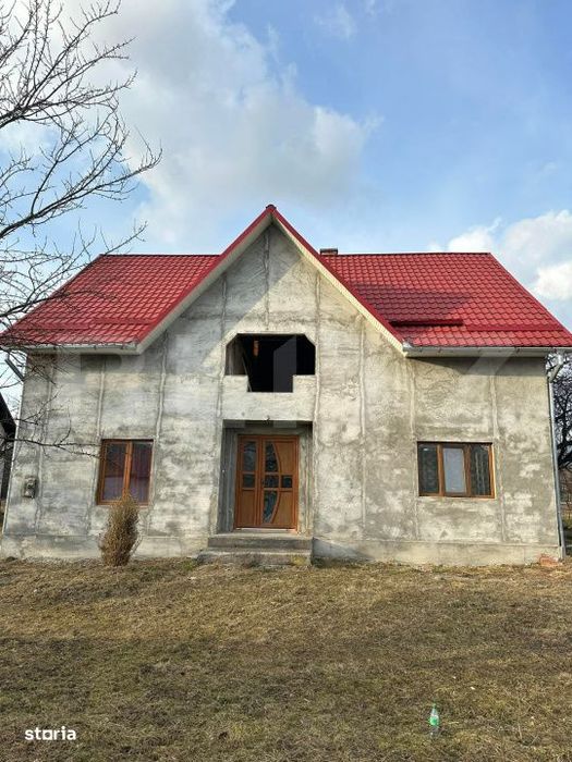 Casa 5 camere, 10 ari - Josenii Bargaului