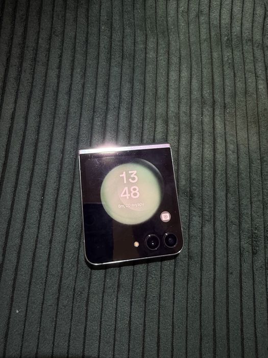 Samsung Z Flip 5 256gb