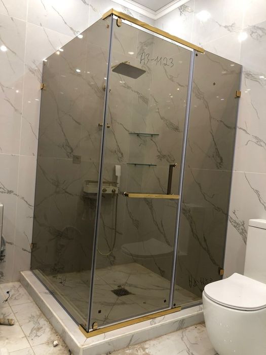 Душ кабины и лофт перегородки