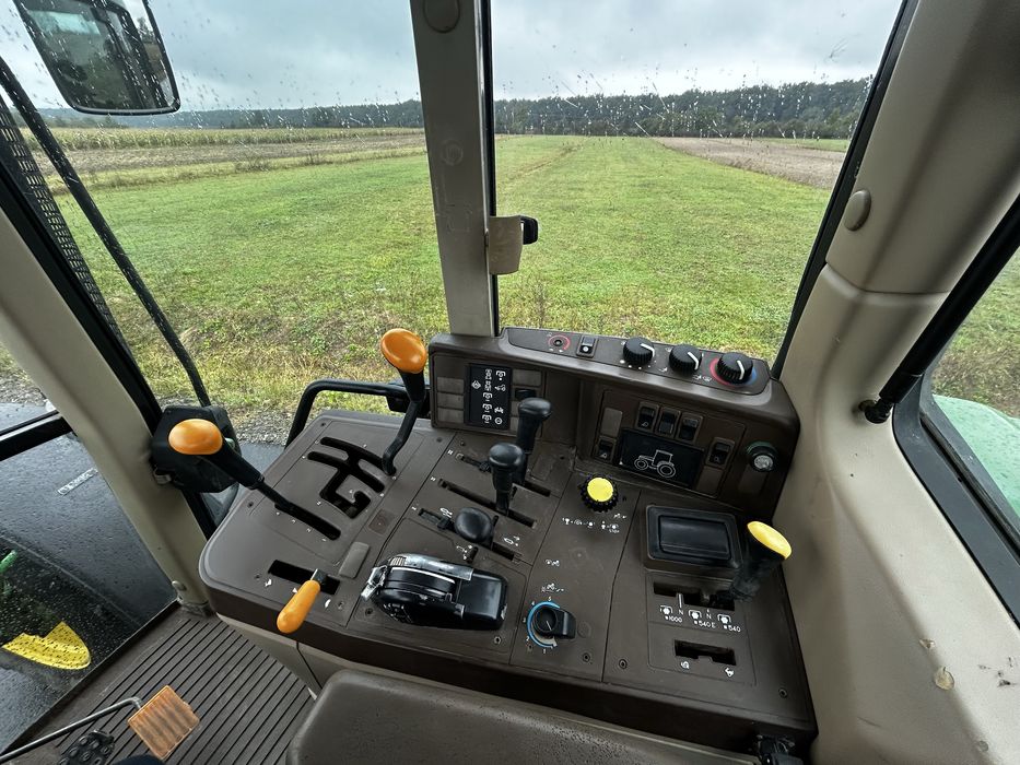 Tractor John Deere 6810 125 cp