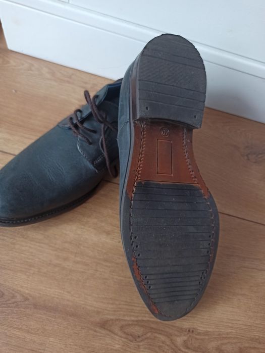 Pantofi piele Nr 40