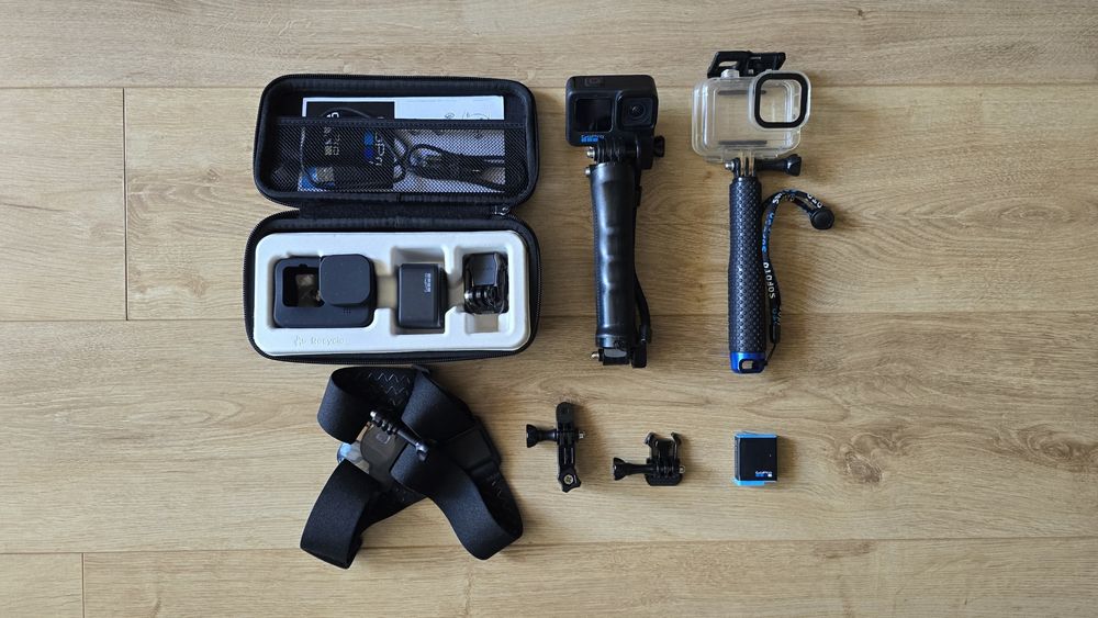 GoPro Hero 10 Black + аксесоари