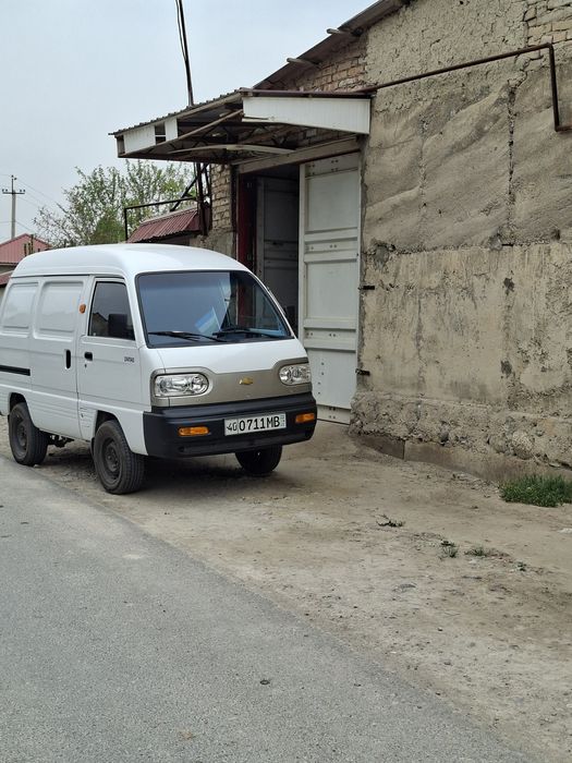 Ёрмазорда 3 та 9 сотихлик участка. Катедж куриб сотувчилар учун аъло и