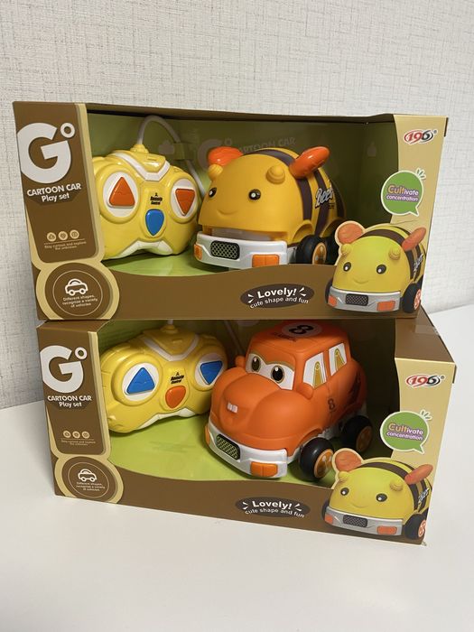 Радиоуправляема анимационна кола в оранжево, с дистанционно