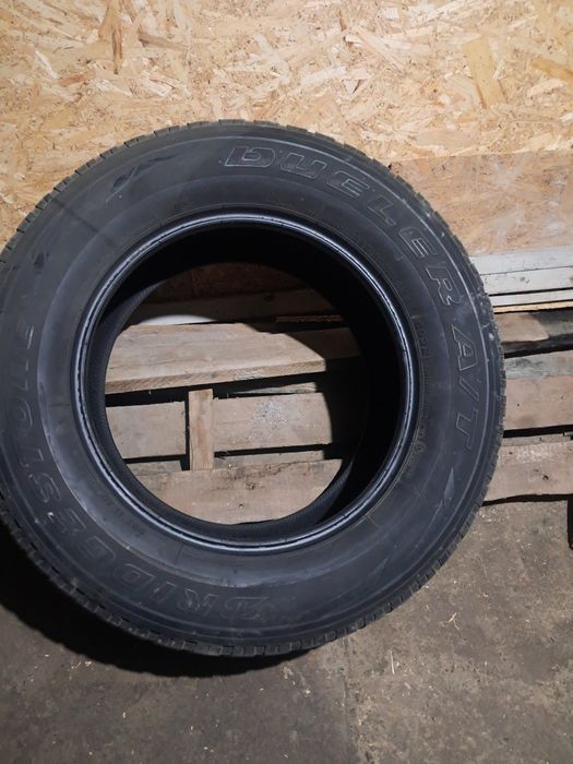 Продам шины на джип