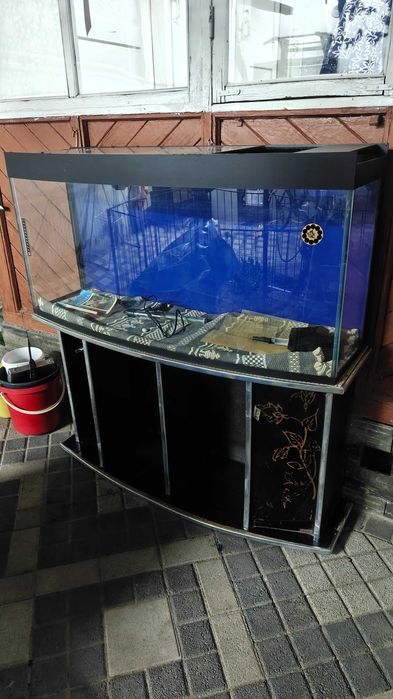 Продается аквариум 119x58x35