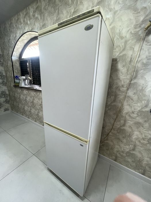 Двухкамерный холодильник 320л Atlant (Атлант) б/у, в хорошем состоянии