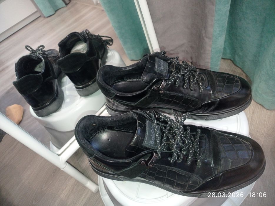 Городской люкс: Кроссовки Baldinini
Текст:
Бренд, который не нуждается