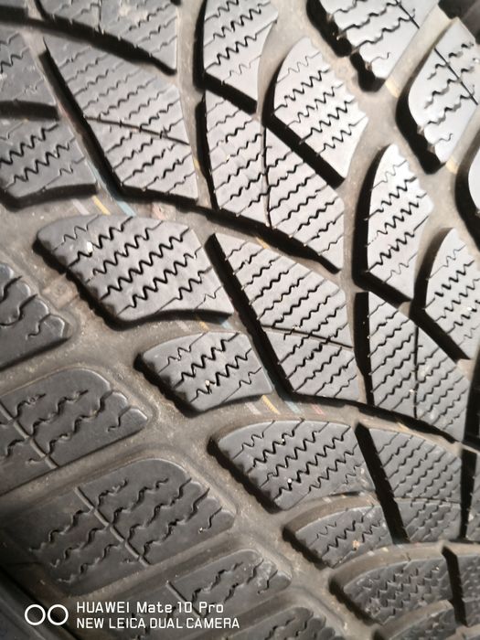 245 45 19 гуми dunlop 19 цола гуми