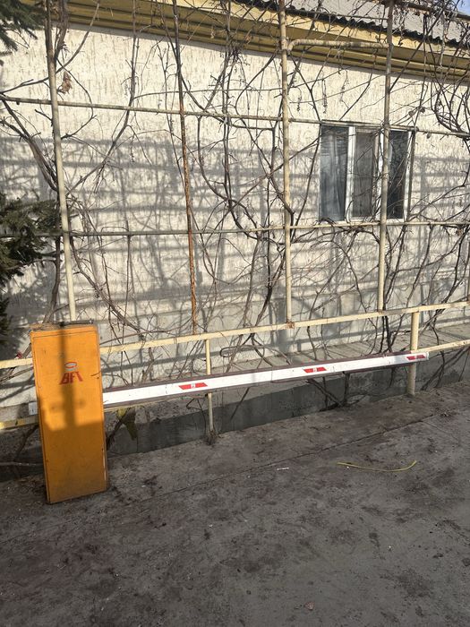 Продам шлагбаум бу