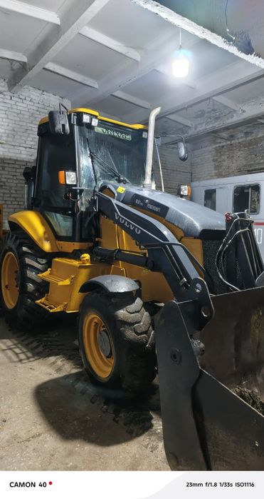 Экскаватор  Вольво BL61