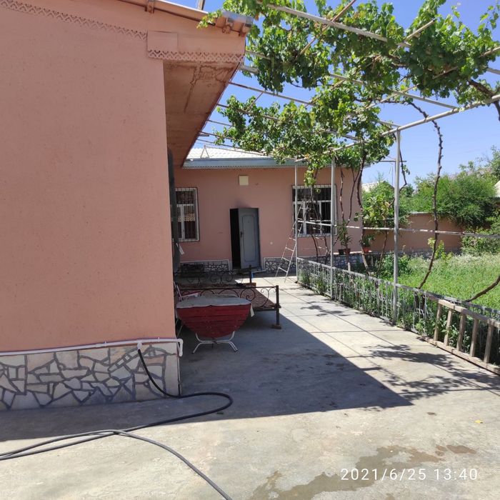 Дом в дачном районе города