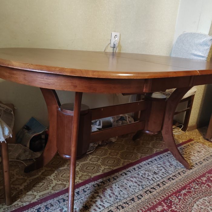 Продам раздвижной стол