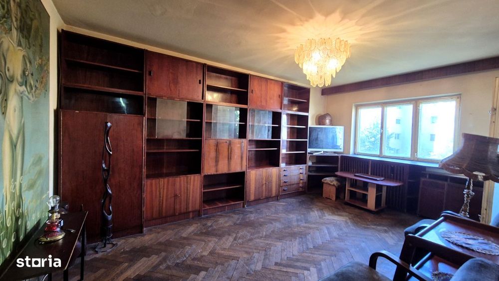 Apartament 2 camere, decomandat, etaj 2, cartier Grivita, Targu Jiu